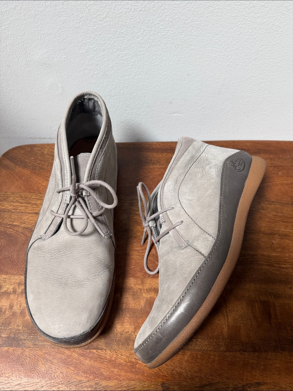 Chaco Pineland Men's Light Taupe Suede Chukka Boots Gray